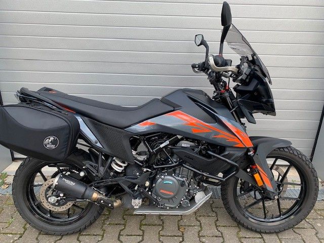 KTM Adventure-390