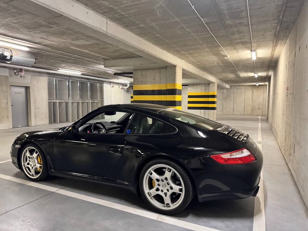 PORSCHE 997 2004