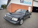 Mercedes-Benz E 220 CABRIOLET LOW KILOMETERS - gebrauchte Mercedes-Benz E 220 aus dem Jahr 1994