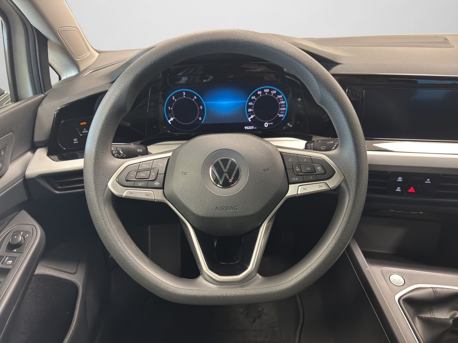 Volkswagen Golf - Bild 10