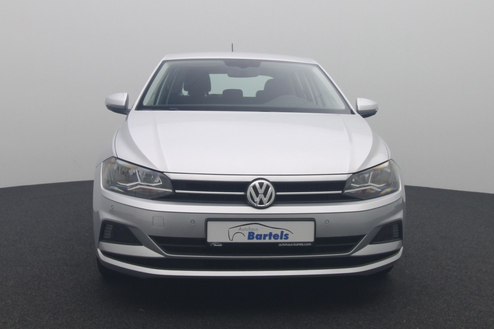 Fahrzeugabbildung Volkswagen Polo VI 1.0 Comfortline