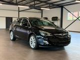 Opel Astra Innovation ALLES BEI OPEL!! SPORT+XEN+AHK+ - Opel Astra bis 6.000 Euro