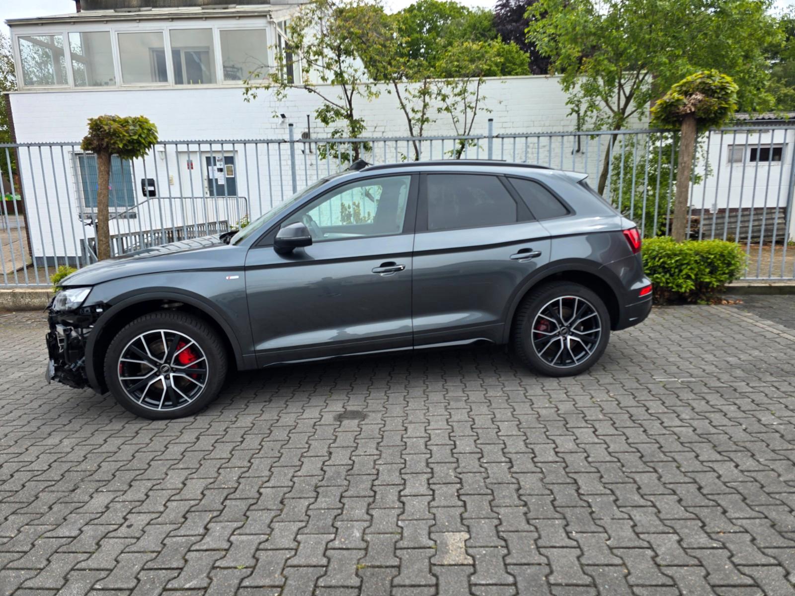 Audi Q5 40 TDI quattro S line PANORAMA