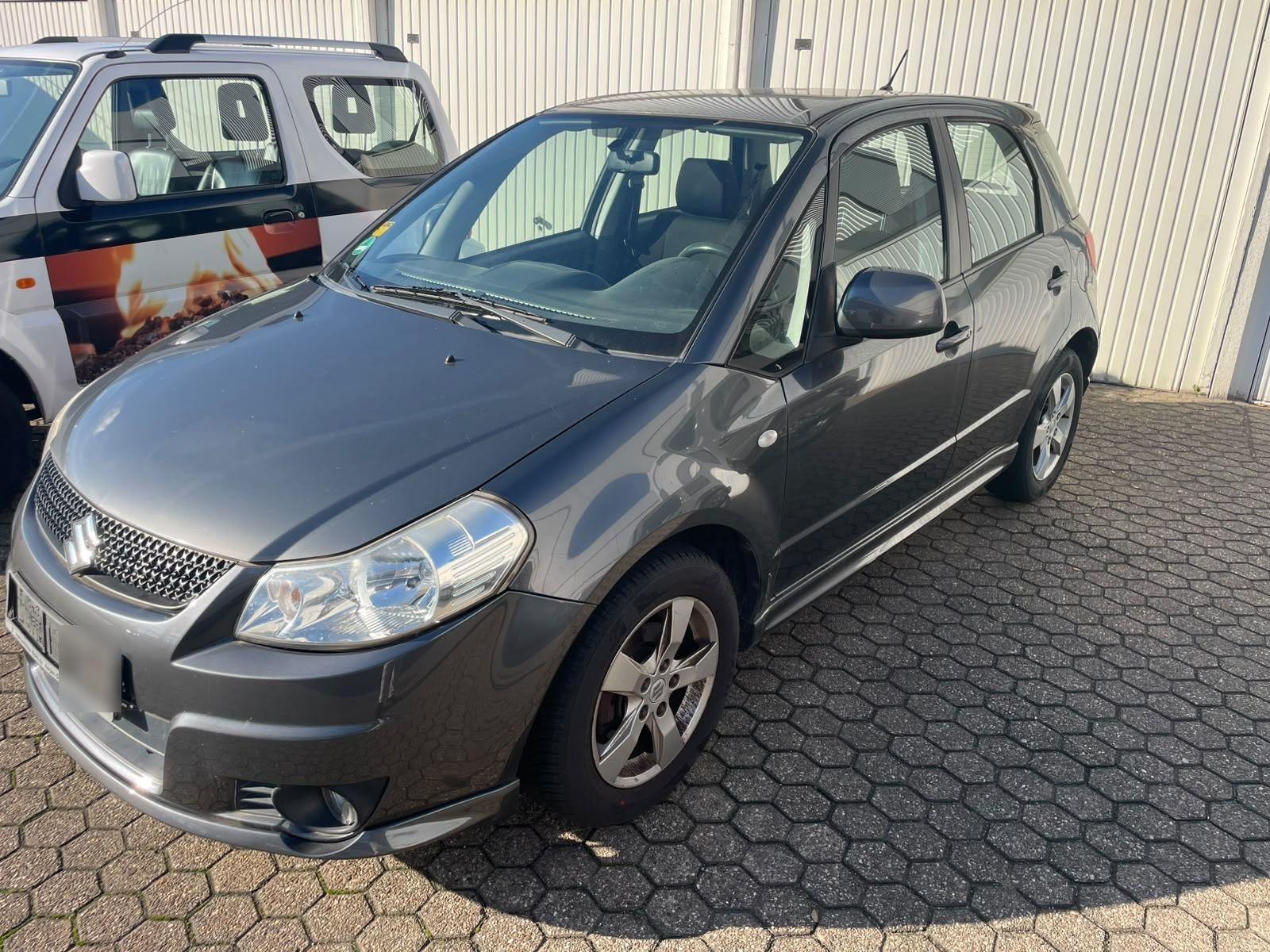 Suzuki SX4