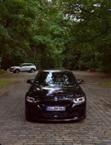 BMW F30 335d XDrive Scheckheftgepflegt - BMW 335 mit Diesel-Antrieb: Limousine, Automatik