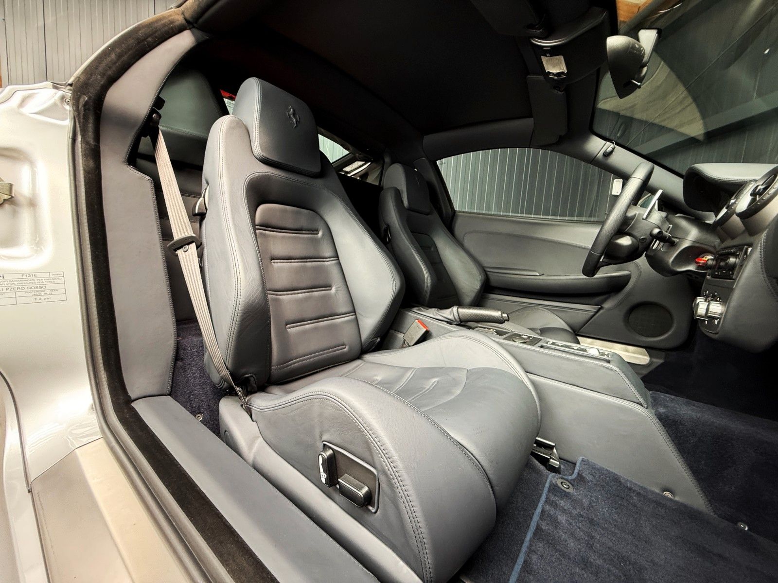 Fahrzeugabbildung Ferrari F430 F1 + Argento Nürburgring + Innen Blue Scuro