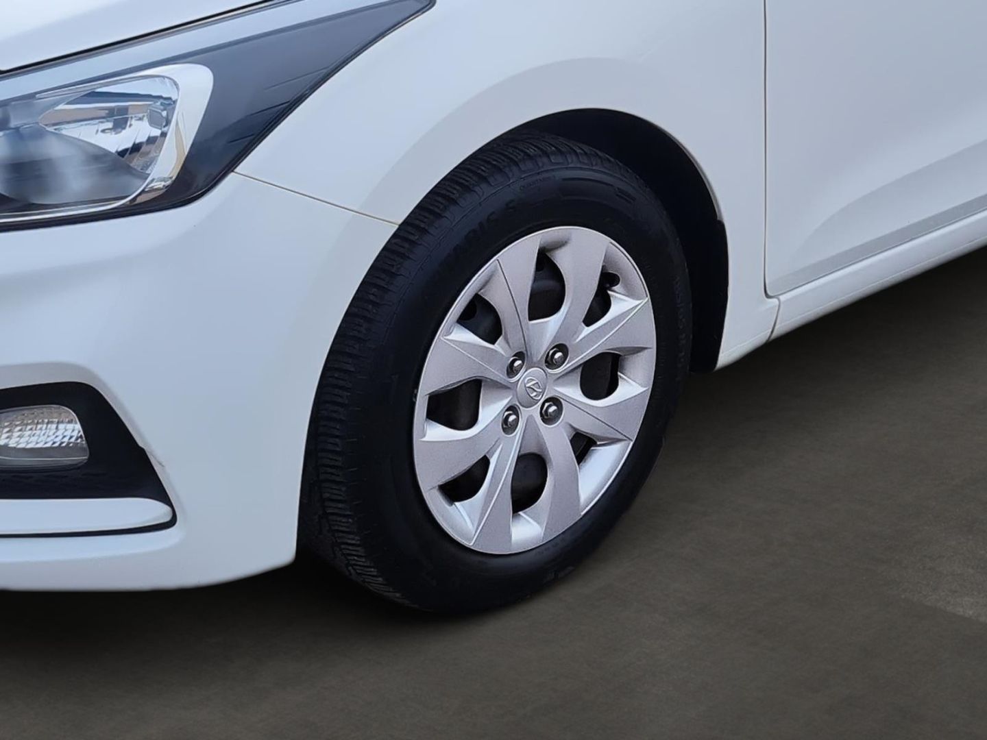 Fahrzeugabbildung Hyundai i20 1.2 Benzin M/T Tempomat, Allwetterreifen