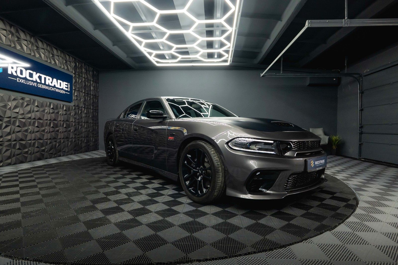 Fahrzeugabbildung Dodge Charger 6.4 V8 SRT 392 SCAT PACK Performance LED