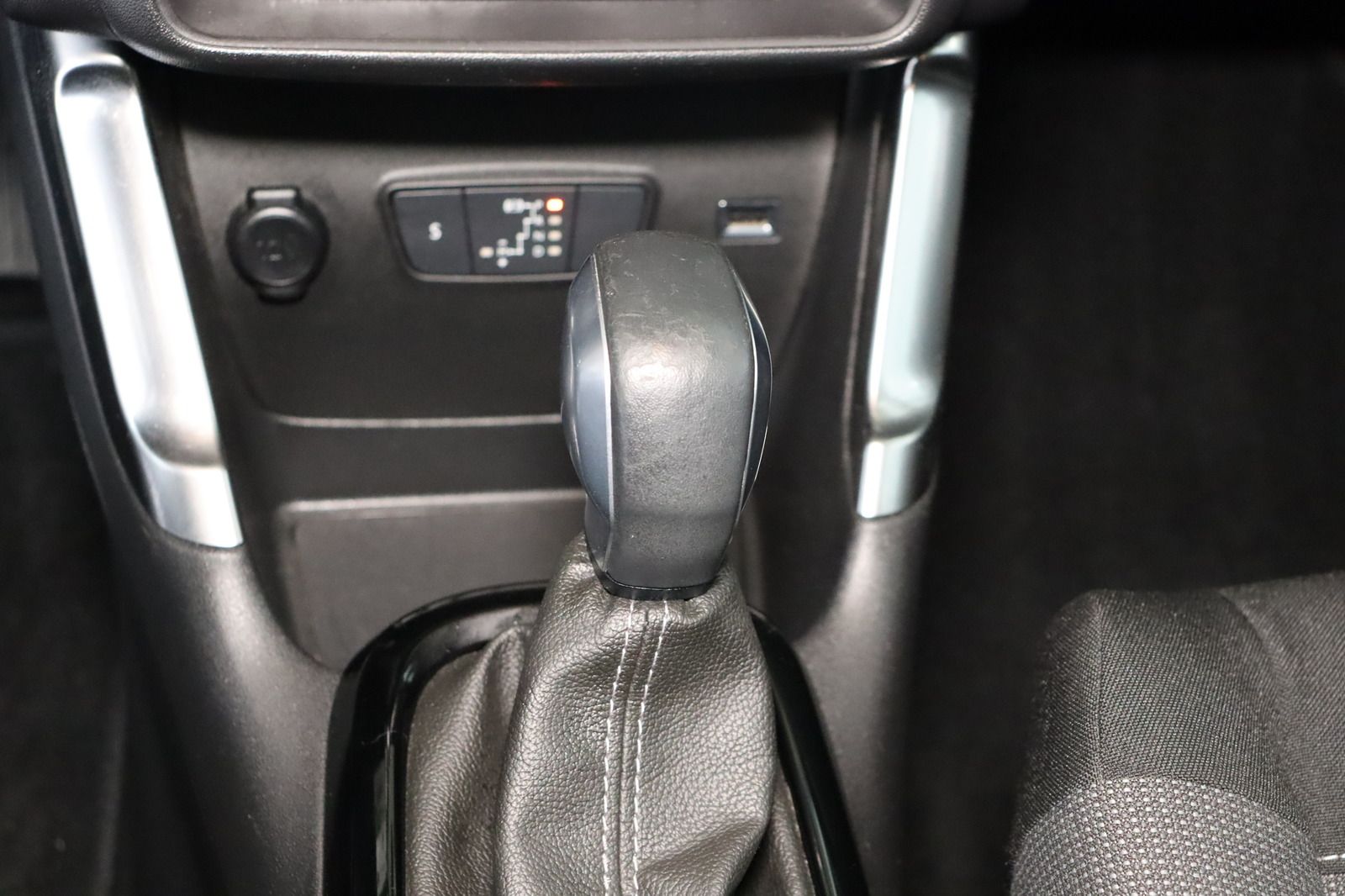 Fahrzeugabbildung Andere Citroën C3 Aircross HDi 120 Shine Automatik