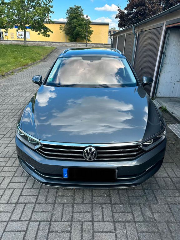 Image of Volkswagen Passat Variant