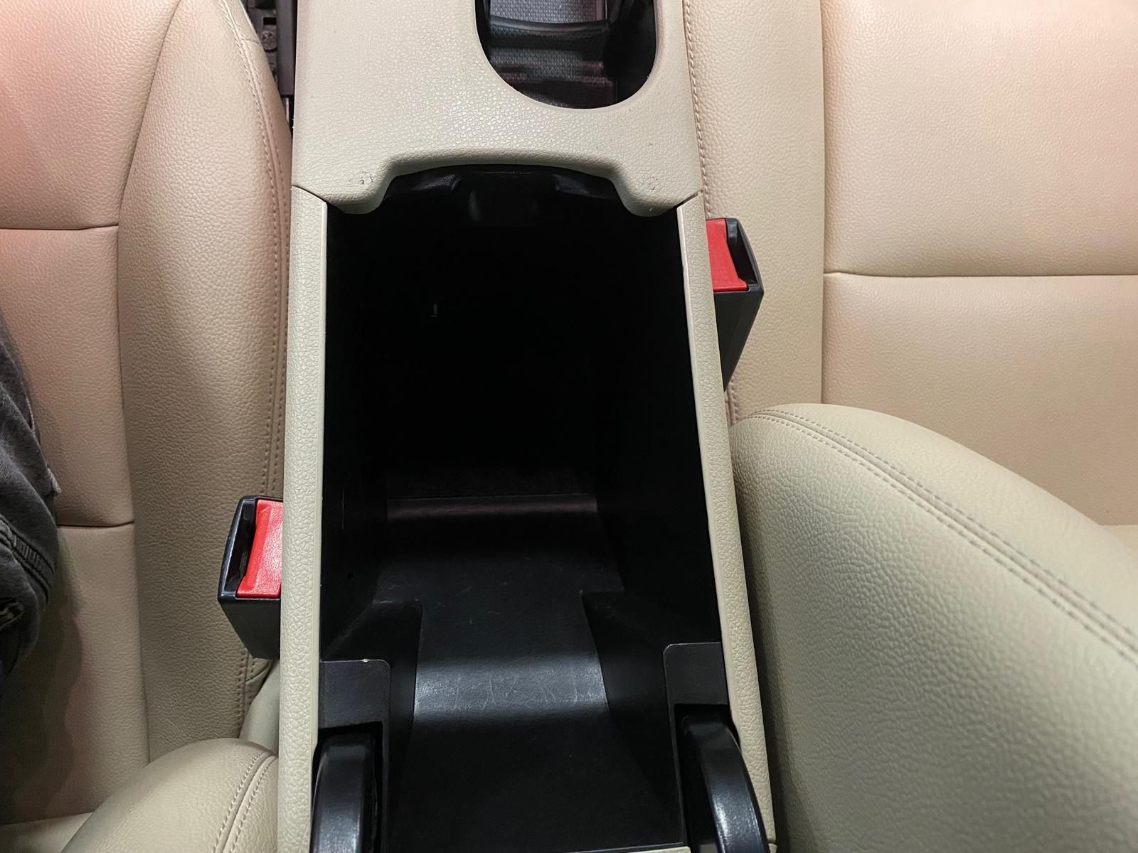 Fahrzeugabbildung Mercedes-Benz GLA 200 2.1 CDI KAT GLA 200 CDI / d (156.908) NA