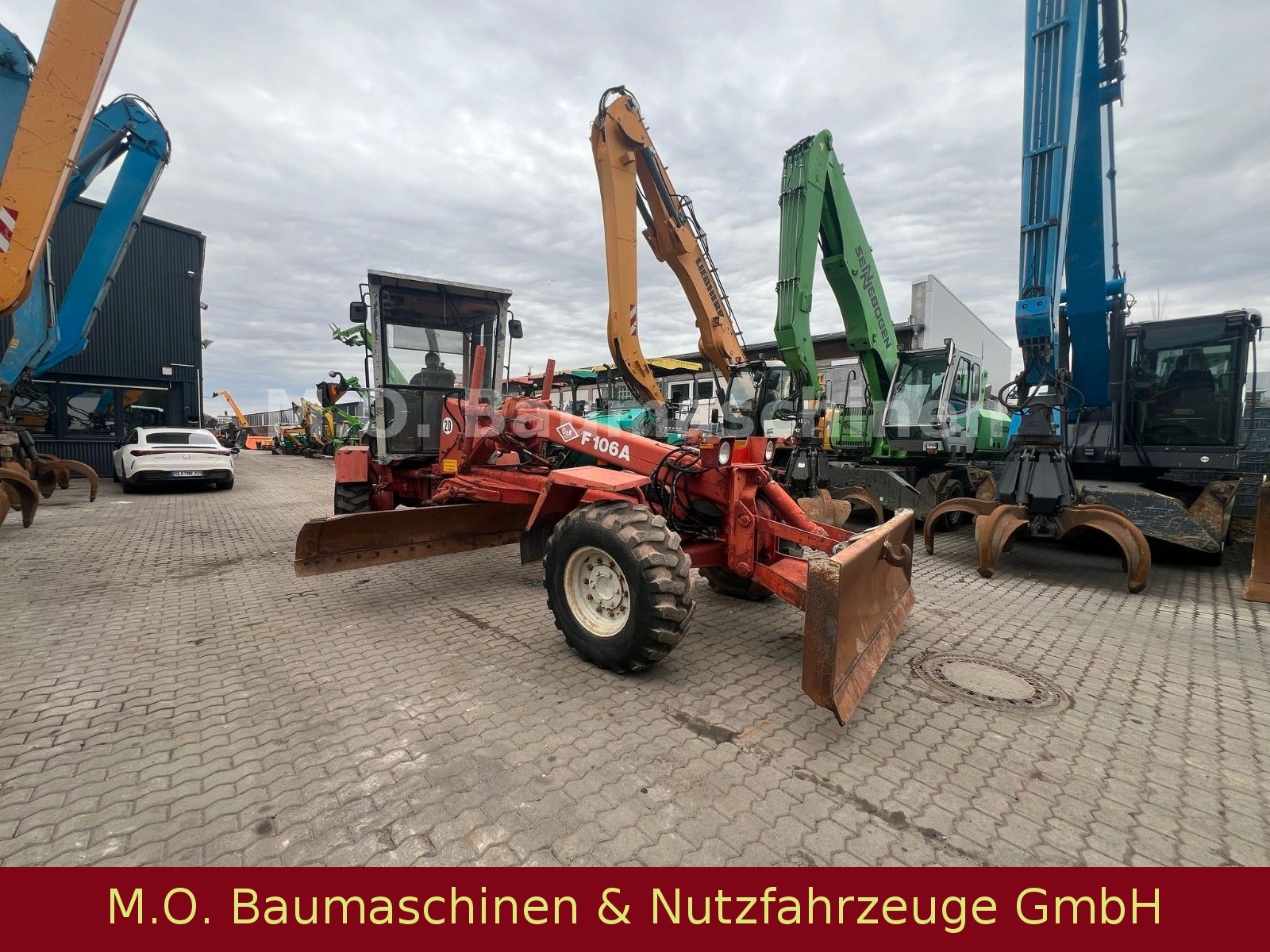 Fahrzeugabbildung O & K F106 A  / Grader /