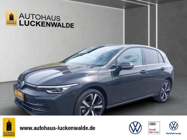 Golf VIII 1.5 eHybrid Style DSG *HuD*NAV*SHZ*