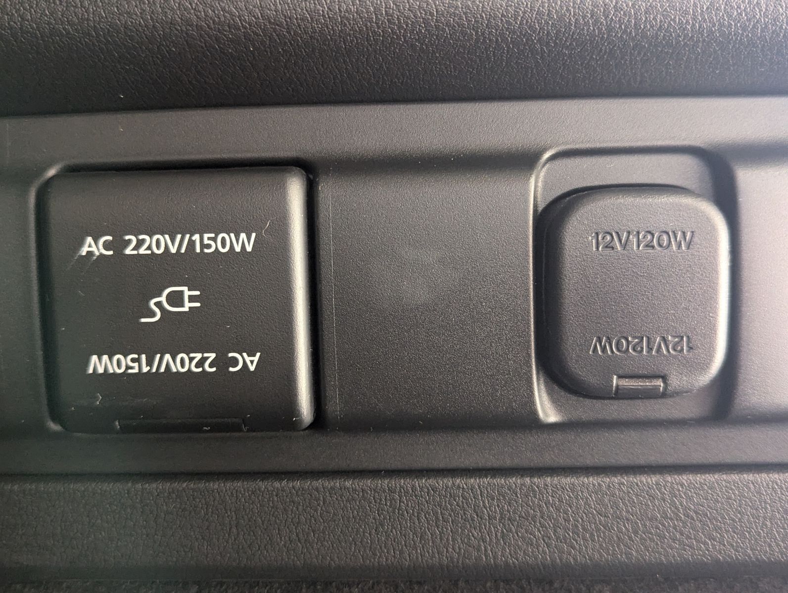 MAZDA CX-80 3.3L E-SKYACTIV D 254 HOMURA+ 7-Sitze Pano - Image 20