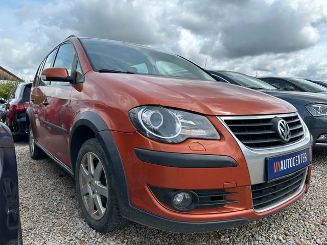 MYAUTOCENTER – Gebraucht- und Jahreswagen mit Werkstattservice in Pfaffenhofen Volkswagen Touran CrossTouran *TÜV 032027*KLIMA*