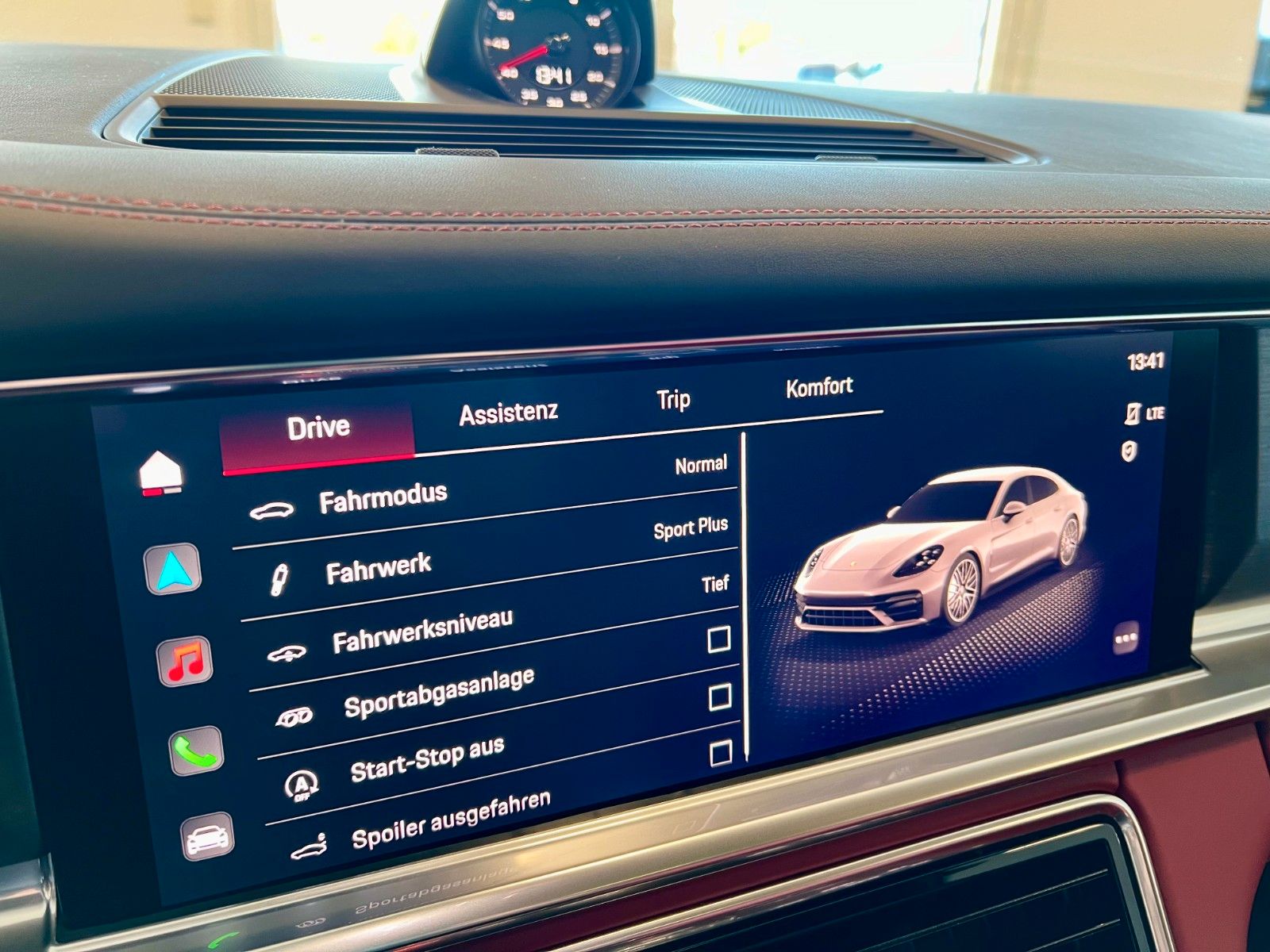 Fahrzeugabbildung Porsche Panamera GTS Panorama, ACC, Hinterachslenkung
