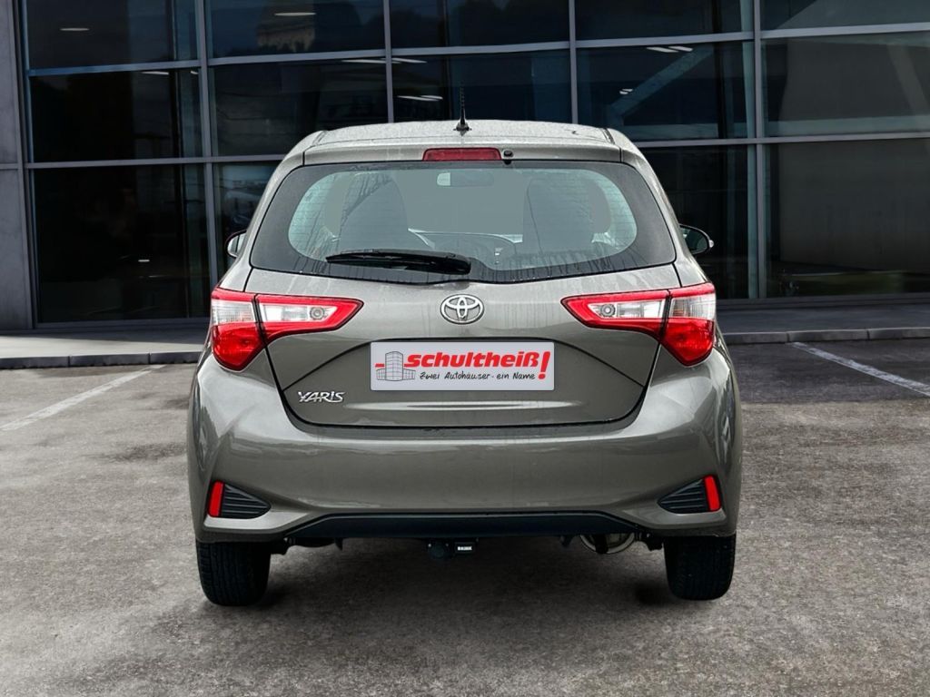 Fahrzeugabbildung Toyota Yaris 1.0 VVT-i Comfort