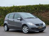 Mercedes-Benz A 150 5Türig*ELEGANCE*Klimaanlage*Top Zustand* - Mercedes-Benz A 150: Limousine