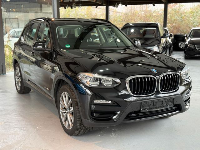 BMW X3 xDrive 20 d Advantage-SHZ-NAVI-HUD