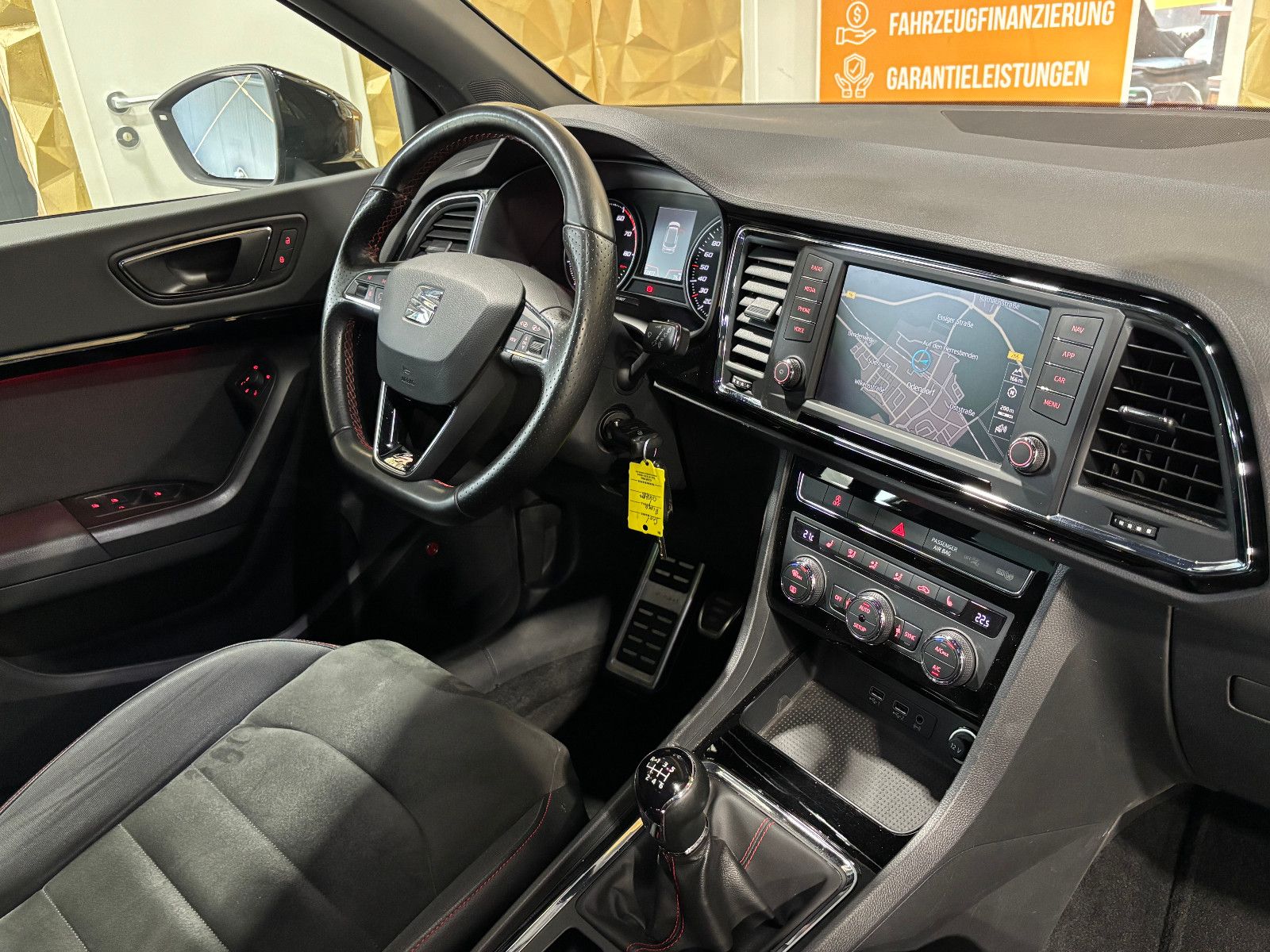 Fahrzeugabbildung SEAT Ateca FR'/LED/NAVI/KAMERA/ALCANTARA/ASSIST