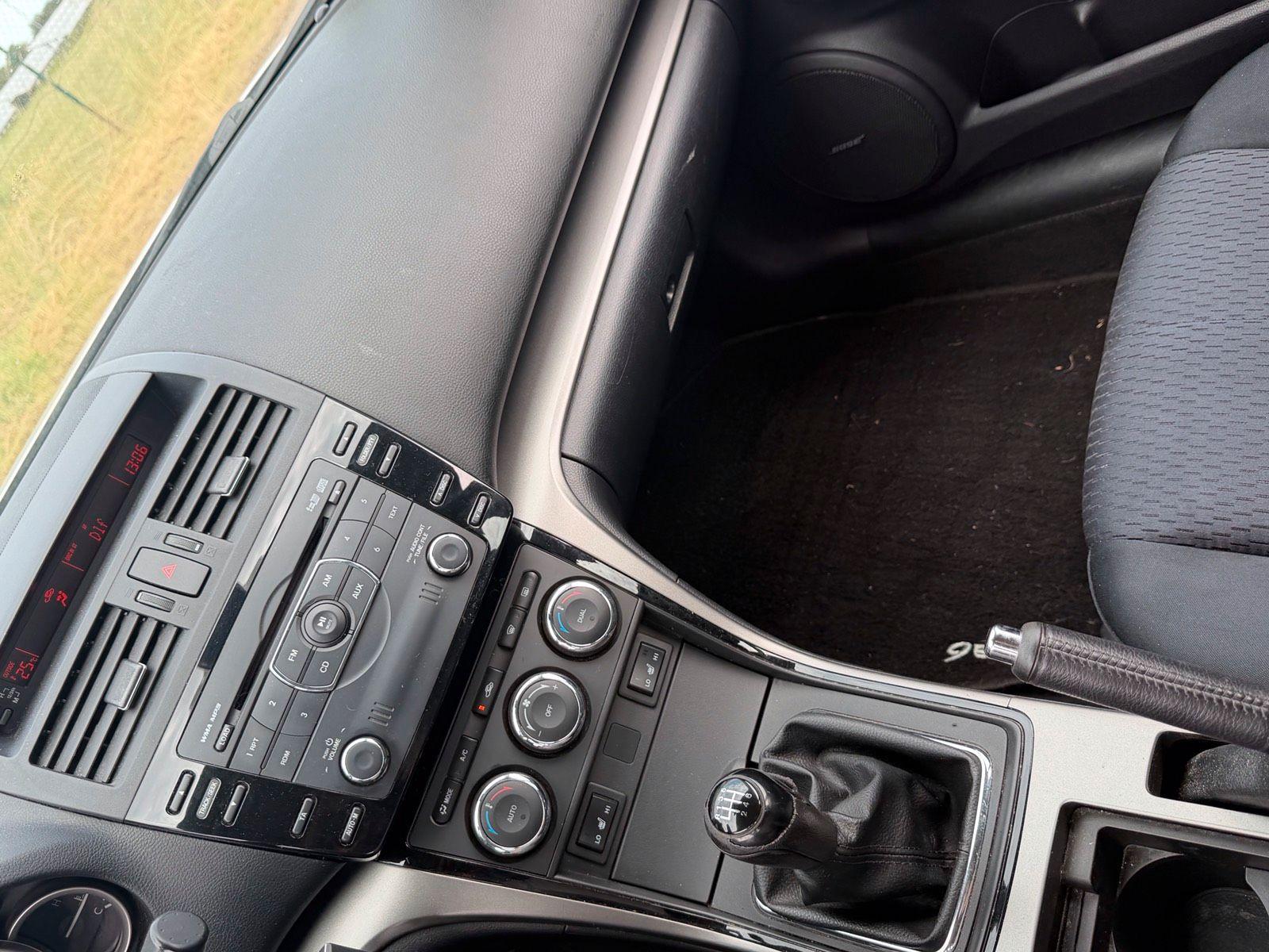 Mazda 2 2011 — photo 13