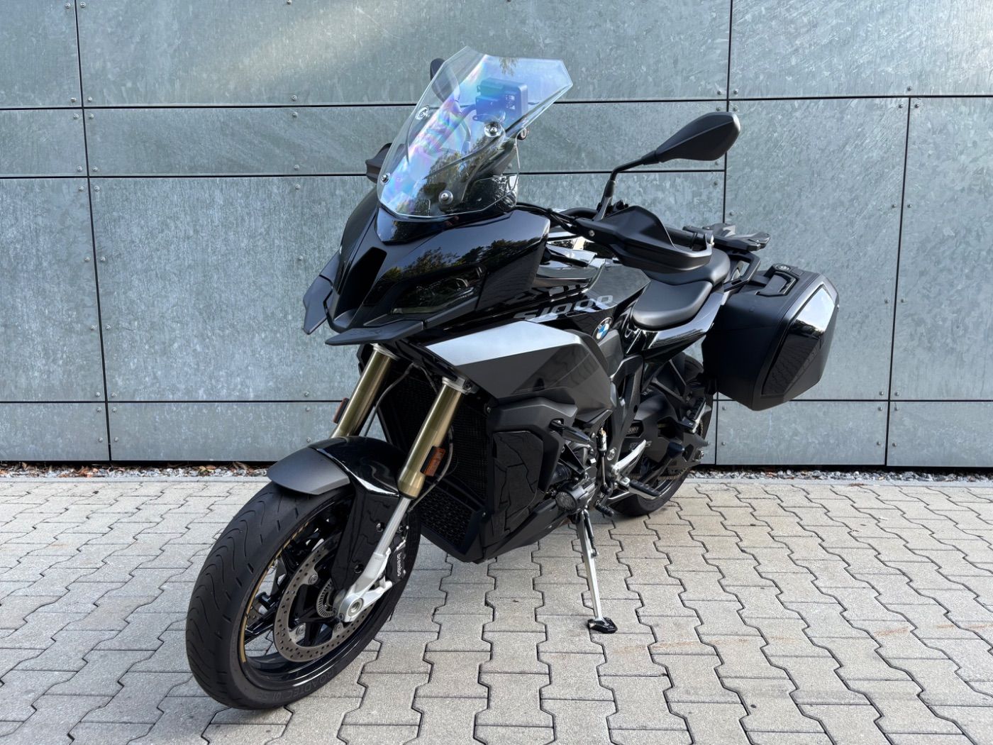 Fahrzeugabbildung BMW S 1000 XR Triple Black Koffer SC-Project