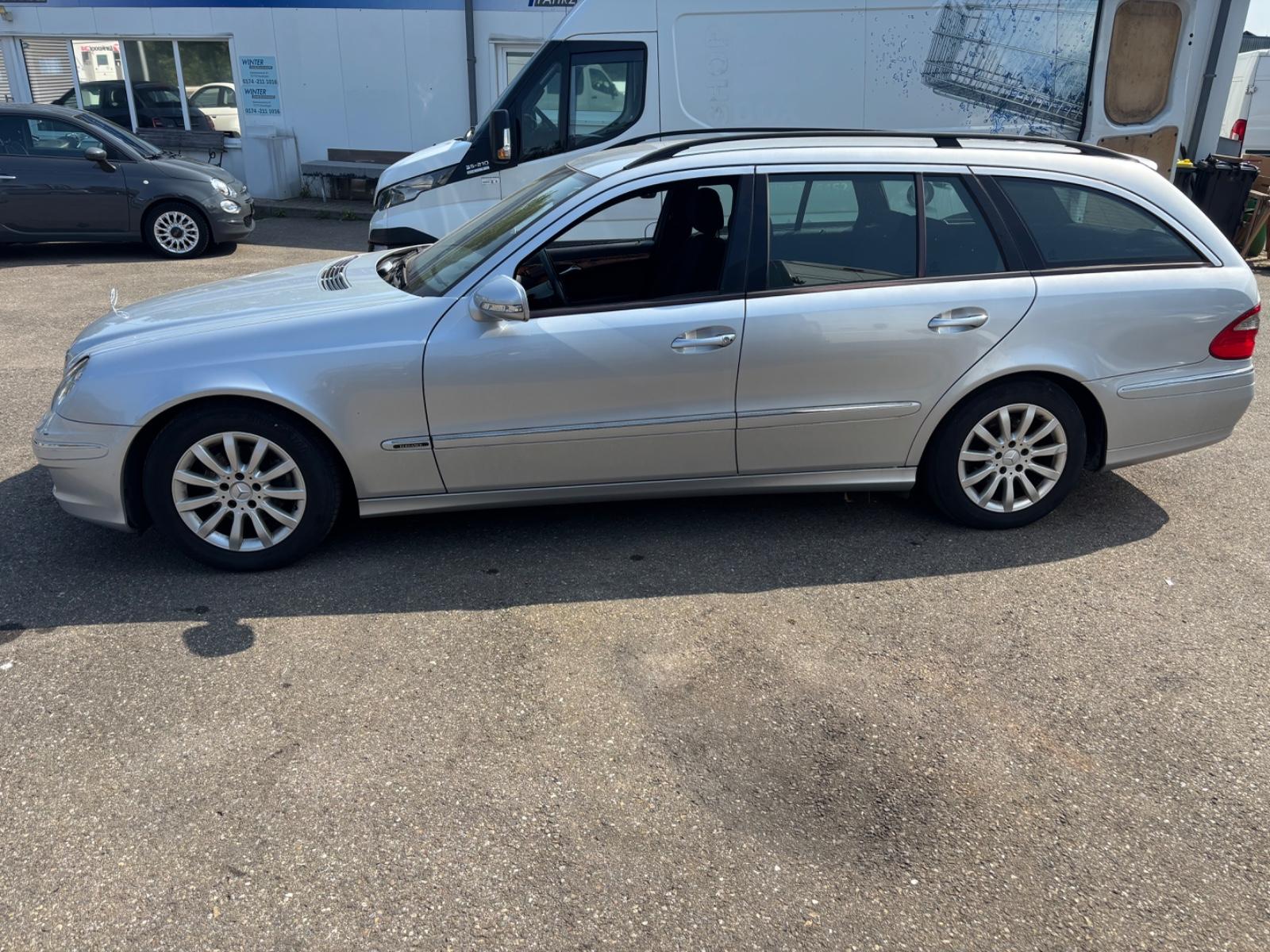 Mercedes-Benz E 220 E -Klasse T-Modell E 220 T CDI