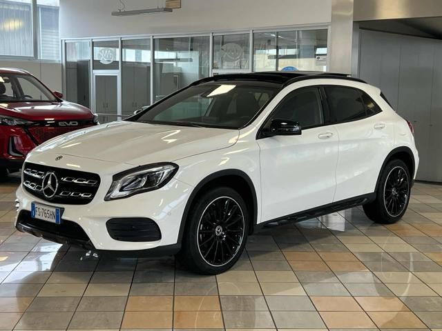 Mercedes-Benz MERCEDES-BENZ GLA 200 d Automatic Premium