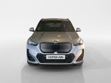 2025 BMW IX1 照片 2