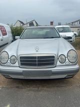 Mercedes-Benz E200 Mercedes 1999 - gebrauchte Mercedes-Benz E 200 aus dem Jahr 1999