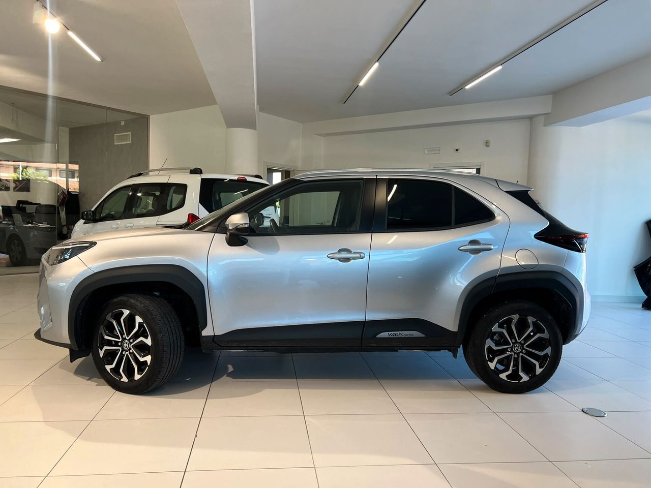 Other Toyota Yaris Cross 1.5 Hybrid 5p. E-CVT Trend imagem 3
