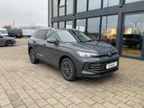 Volkswagen Tiguan 2.0 TDI DSG Elegance IQ.Light / ACC / AHK - VW Tiguan Gebrauchtwagen in Münster
