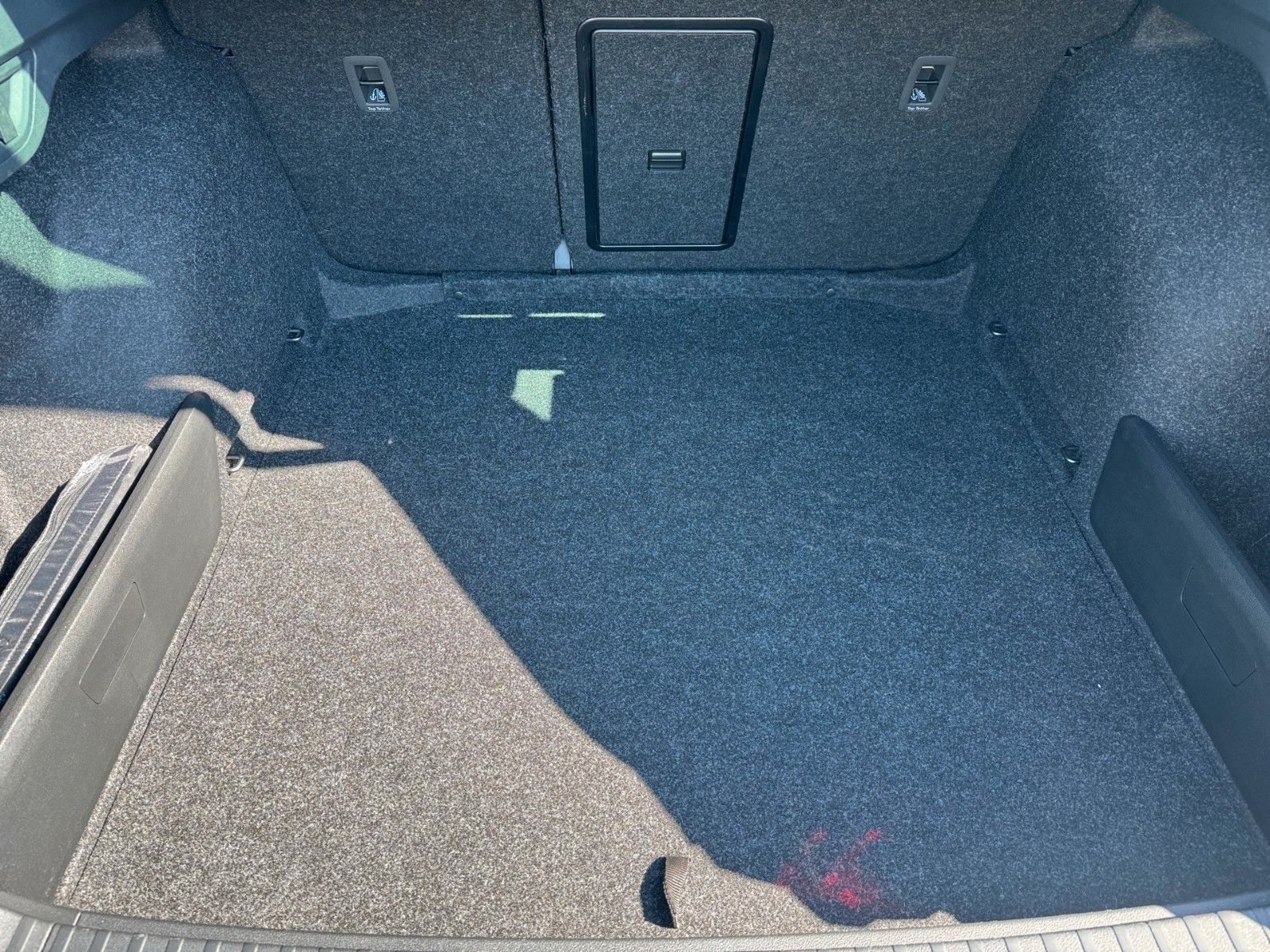 Fahrzeugabbildung SKODA Octavia Combi Selection 1.5 eTSI