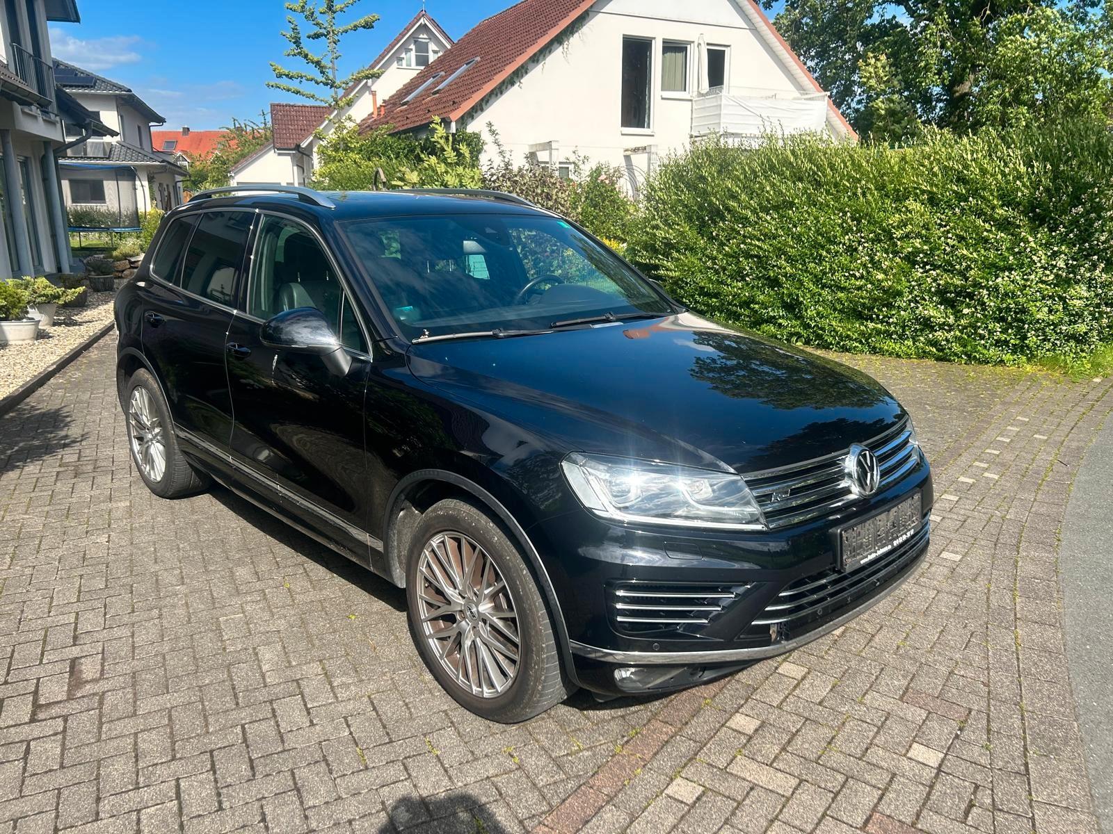 Volkswagen Touareg V6 TDI R-Line Terrain Tech 4Mot