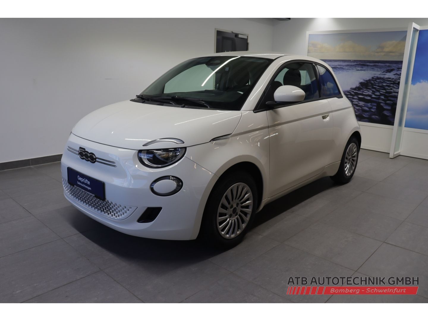 Fahrzeugabbildung Fiat 500e 23,8 kWh Basis 98,8% SOH Klimaautom
