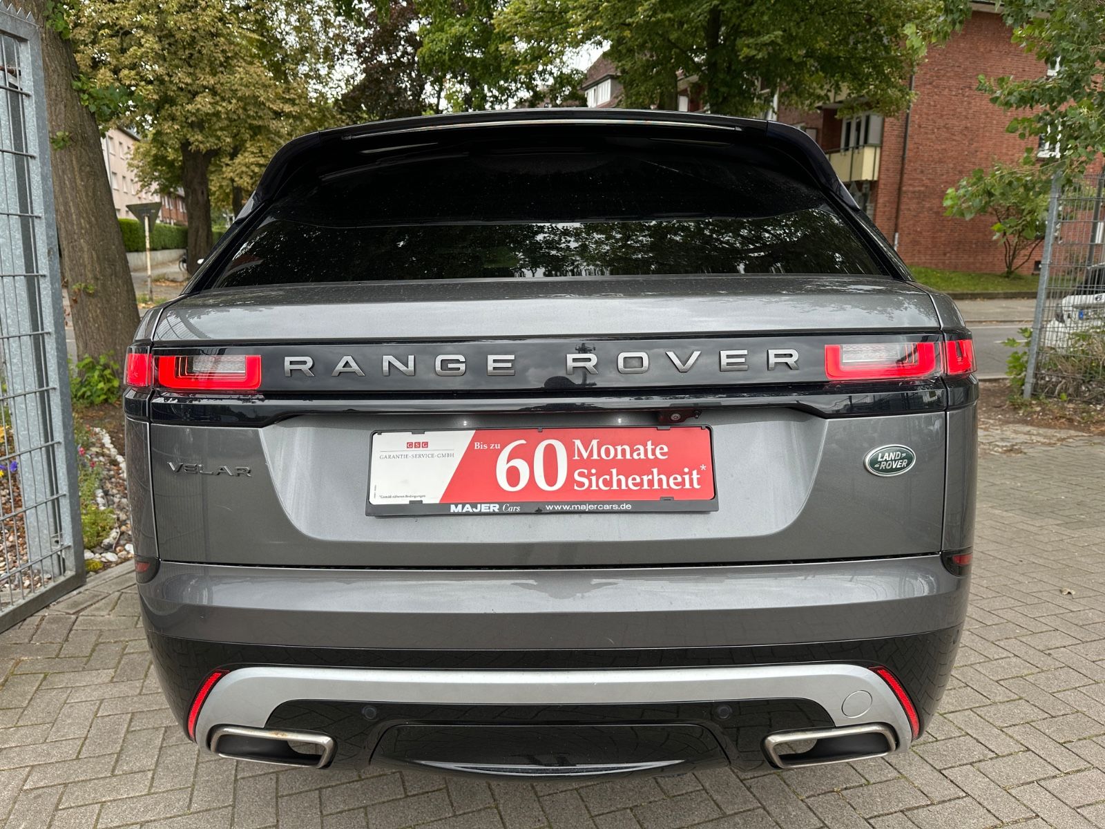 Fahrzeugabbildung Land Rover Range Rover Velar R-Dynamic*PANO*MEMEORY*HEADUP