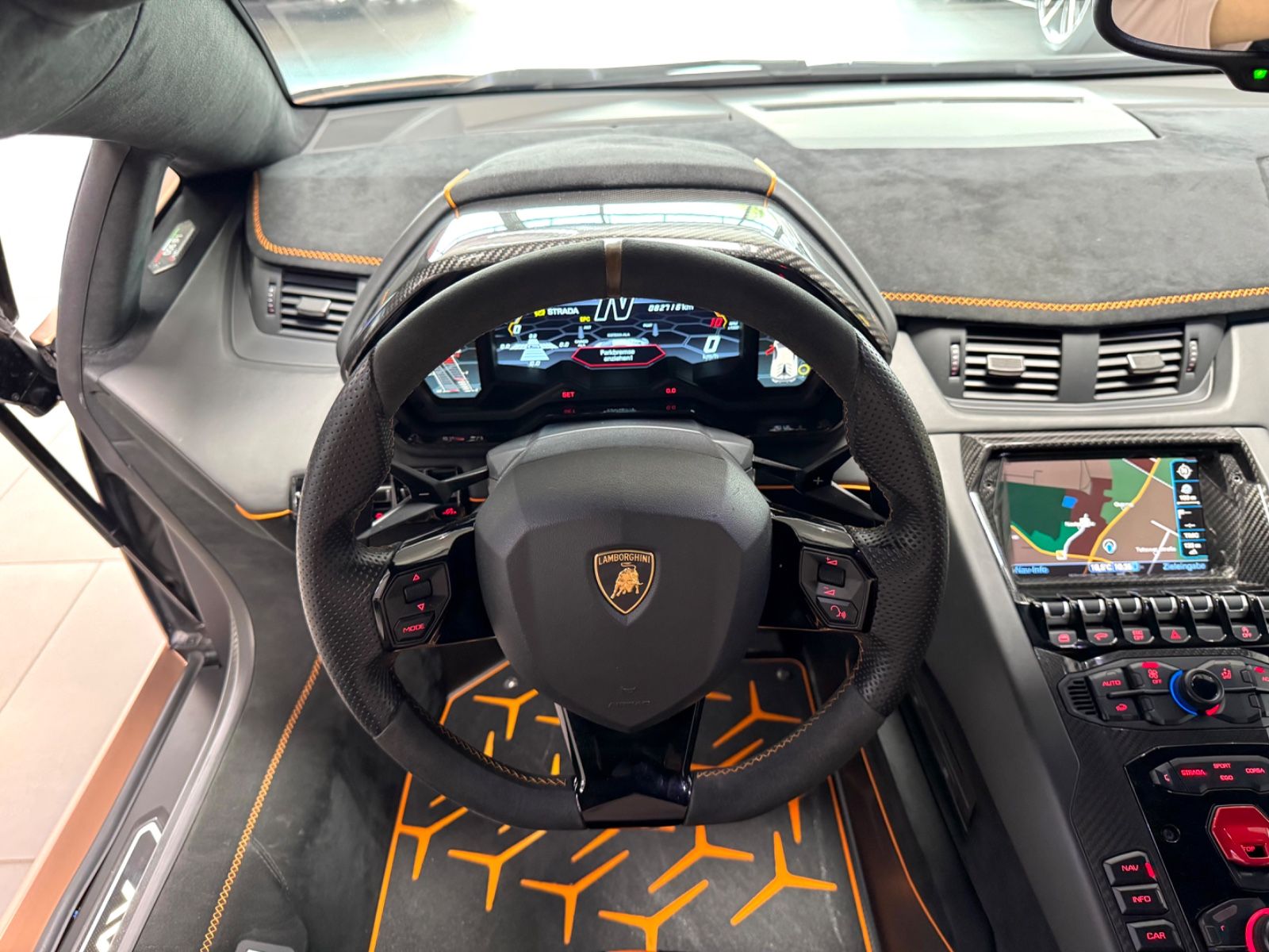 Lamborghini AVENTADOR SVJ V12 FULL CARBON LIFT STYLE GINTANI foto 6