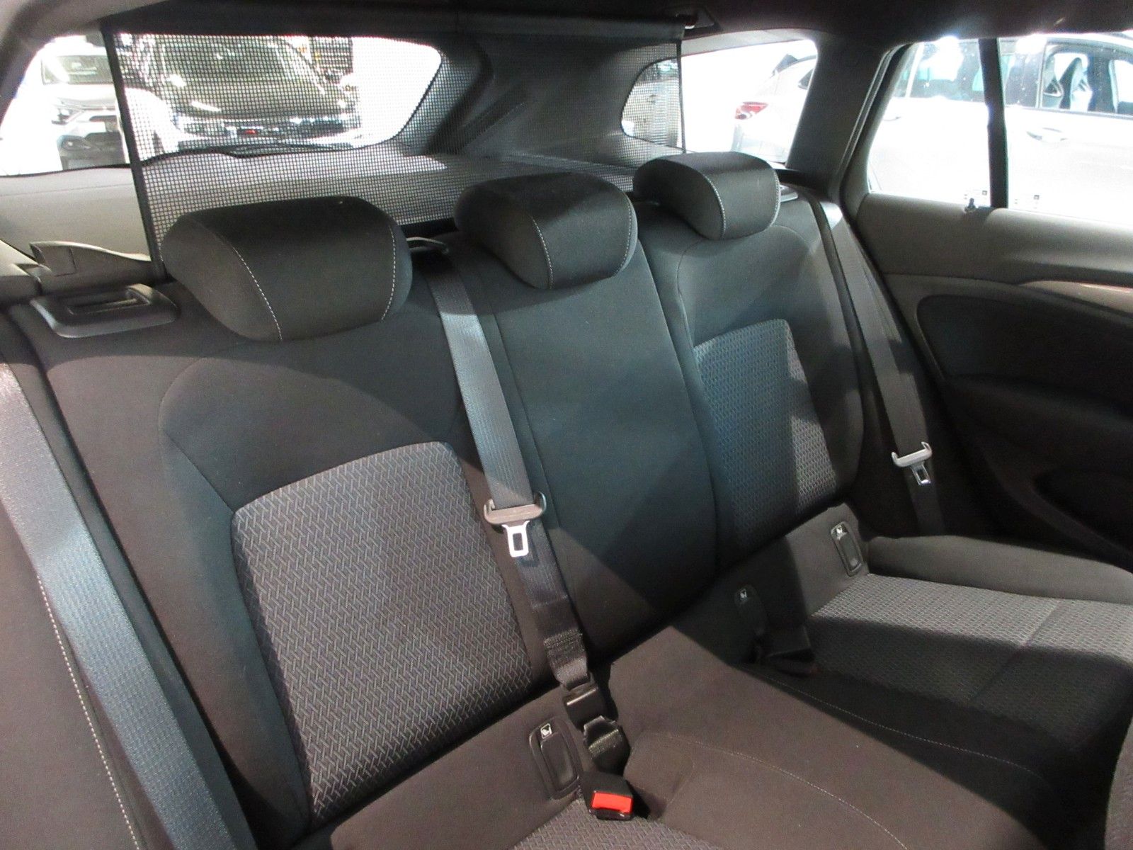 Fahrzeugabbildung Opel Insignia B ST 1.5D LED/NAVI/PDC/SHZ/LHZ