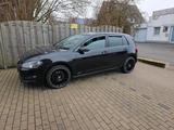Volkswagen Golf 7 VII 1.6 TDI  90000km TÜV NEU Scheck... - Volkswagen Golf mit Diesel-Antrieb: Limousine, 1.9