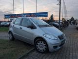 Mercedes-Benz A 150 A -Klasse A 150*KLIMA*AHK*ZV-FUNK !! - Mercedes-Benz A-Class: Silber
