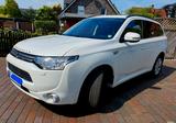 Mitsubishi Plug-in Hybrid Outlander 2.0 Plug-In Hybrid ... - Mitsubishi Plug-in Hybrid Outlander von privat