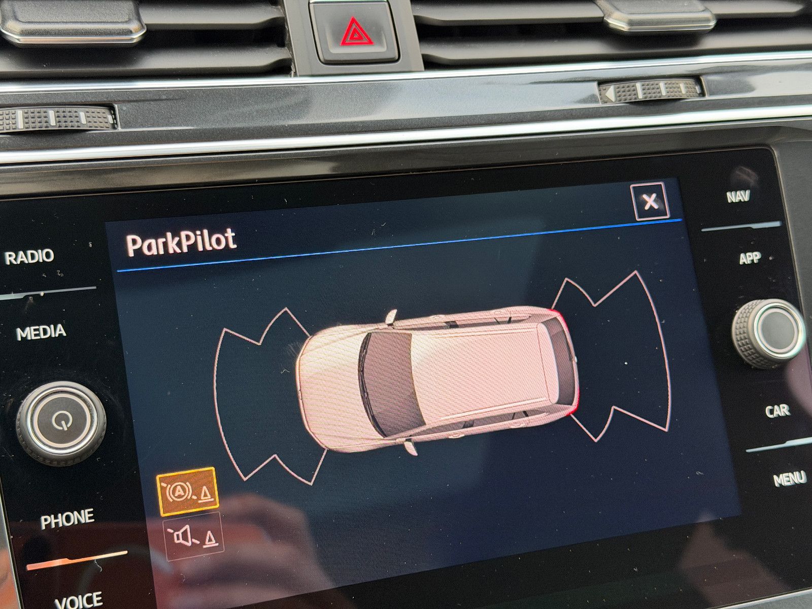 Fahrzeugabbildung Volkswagen Tiguan Allspace Highline 4Motion/R-LINE/PANO/LED