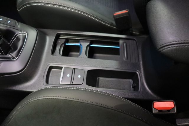 Fahrzeugabbildung Ford Focus Turnier ST 2.3 Eco Performance |1HAND|B&O|