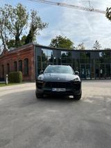 Porsche Macan S  - Porsche Macan Gebrauchtwagen in München