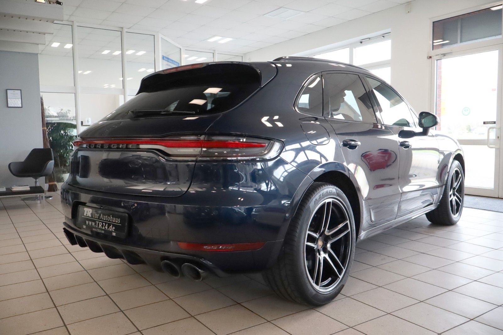 Fahrzeugabbildung Porsche Macan S SportDesign, Kamera, Panorama, APPROVED