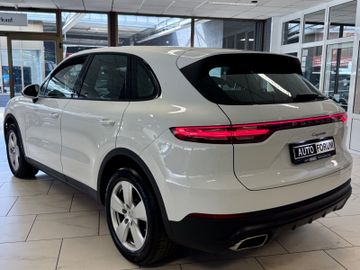 Porsche Cayenne - 7