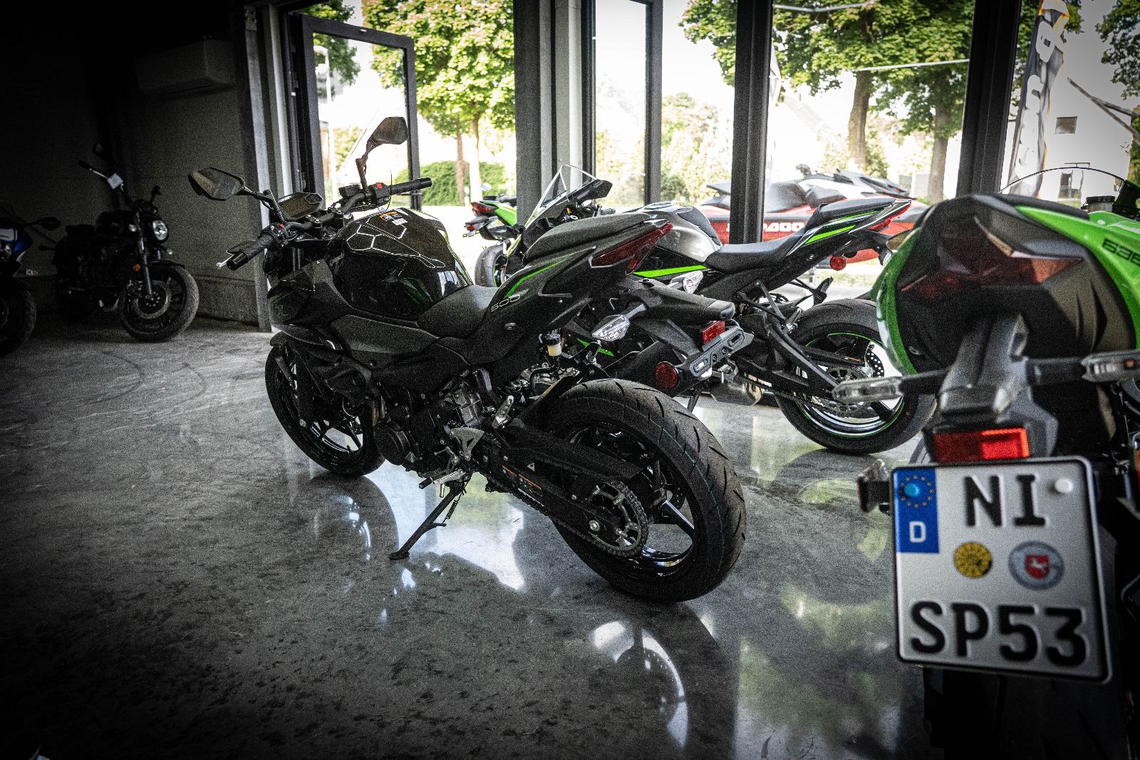Fahrzeugabbildung Kawasaki Z500  Neu 4 Jahre Garantie
