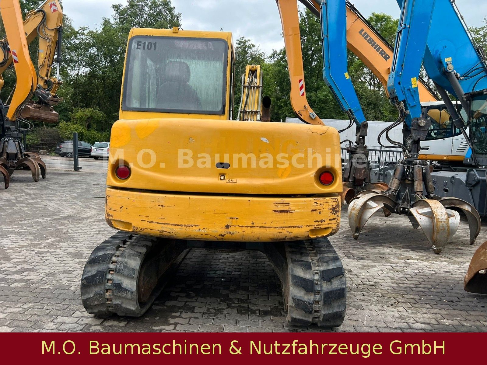 Fahrzeugabbildung Komatsu PC 75 / 7,6 T / SW / Hammerline /