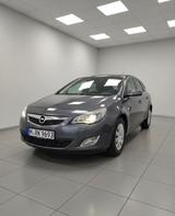 Opel Astra Turbo XENON|Display| Kamera - Opel Astra aus 2010: Turbo