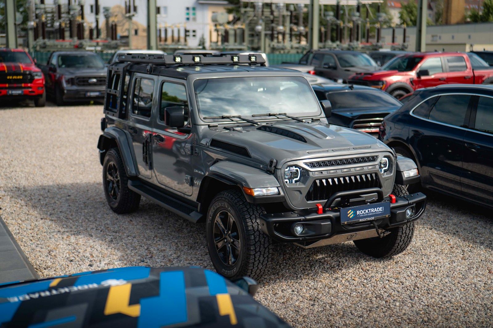 Fahrzeugabbildung Jeep Wrangler 2.0 T UNLIMITED SAHARA OFFROAD 4x4 LED